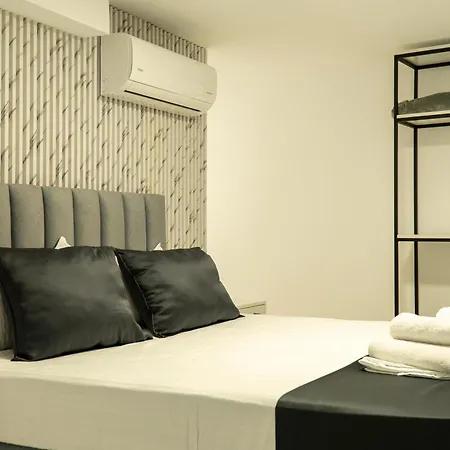 Apartment Panorama Pool Duplex 1 Sarande