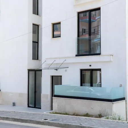 Panorama Pool Duplex 1 Apartment Sarande