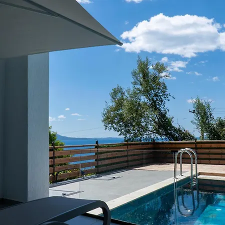 Panorama Pool Duplex 1 Apartment Sarande